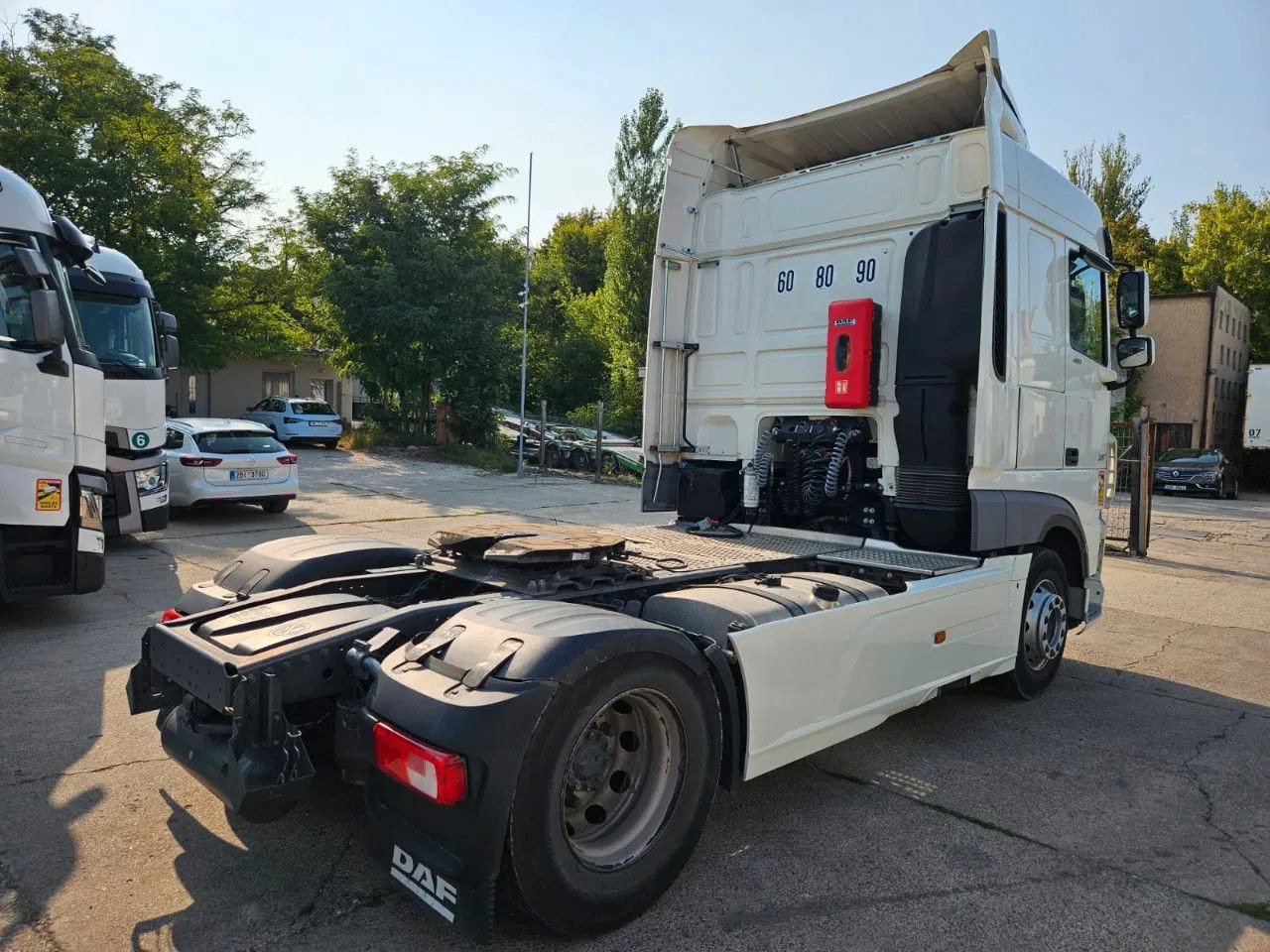 DAF XF 480 SC-Standard-Intarder-StandKlima-2 Units - Tractor: foto 4 DAF XF 480 SC-Standard-Intarder-StandKlima-2 Units - Tractor: foto 4