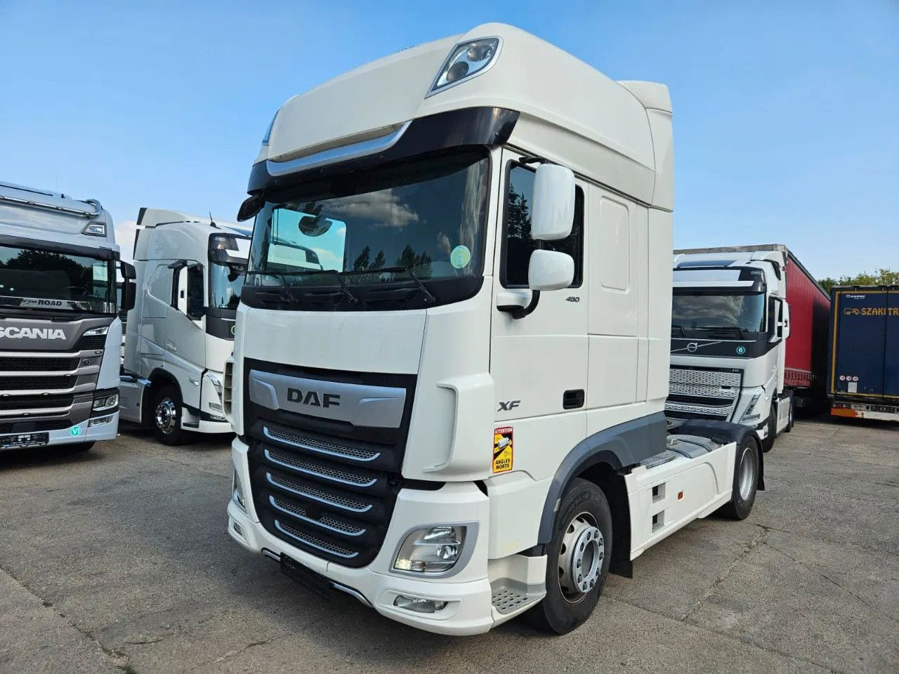 DAF XF 480 SSC-Standard-StandKlima-4 Units-4 new tir - Tractor: foto 1 DAF XF 480 SSC-Standard-StandKlima-4 Units-4 new tir - Tractor: foto 1