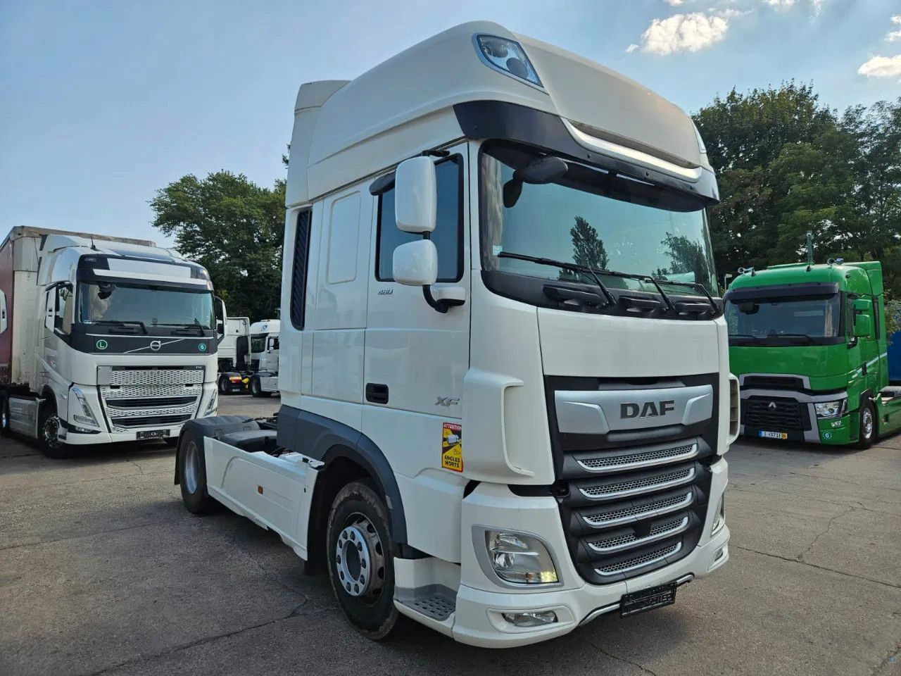 DAF XF 480 SSC-Standard-StandKlima-4 Units-4 new tir - Tractor: foto 2 DAF XF 480 SSC-Standard-StandKlima-4 Units-4 new tir - Tractor: foto 2