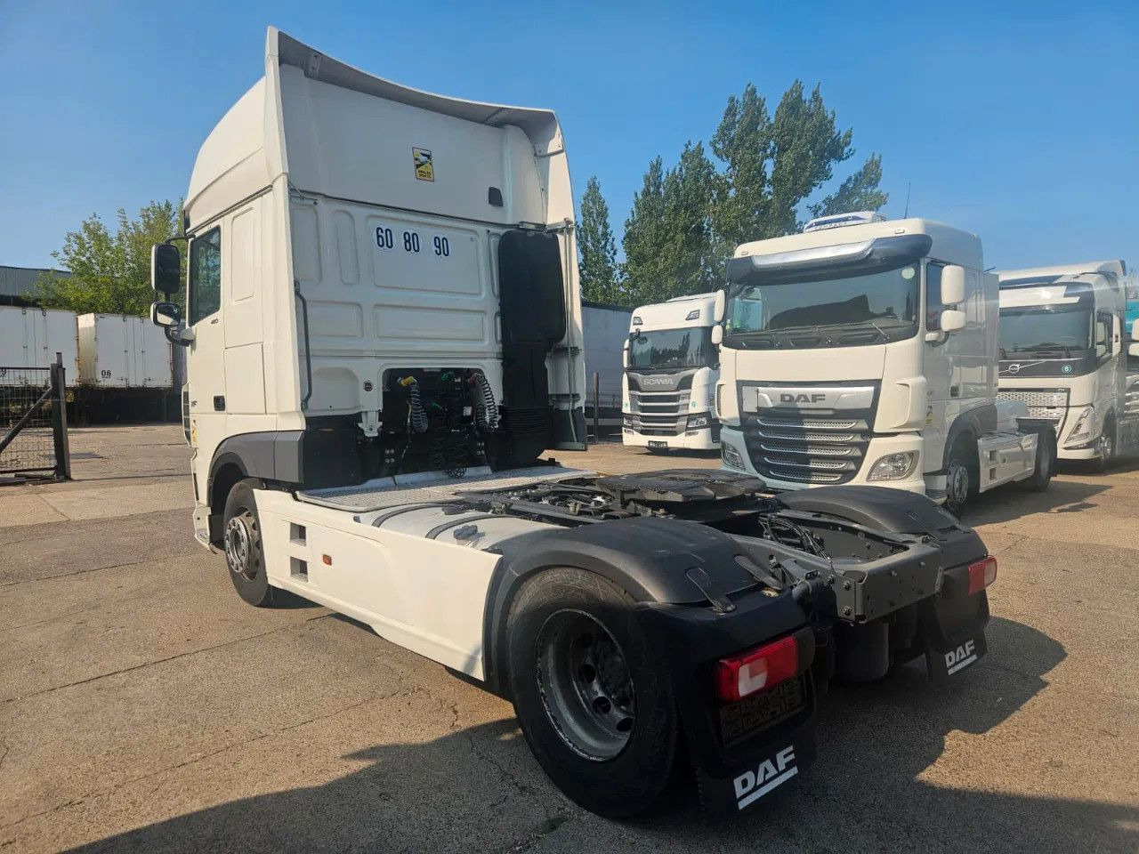 DAF XF 480 SSC-Standard-StandKlima-9 Units - Tractor: foto 4 DAF XF 480 SSC-Standard-StandKlima-9 Units - Tractor: foto 4
