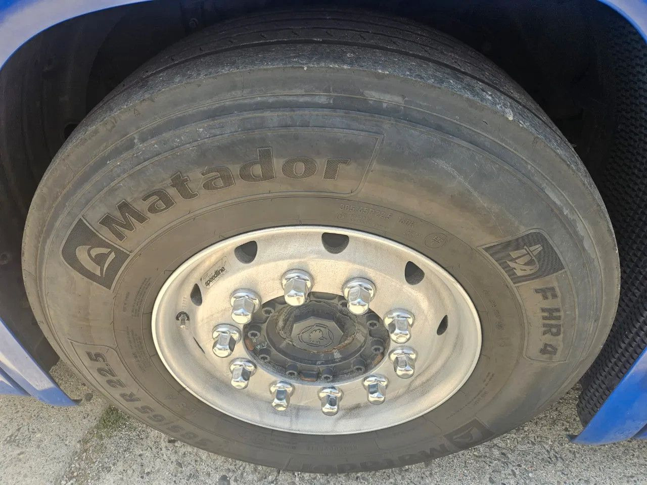 Tractor Scania R410 Standard - Full Spoiler - Retarder - Alloy: foto 10