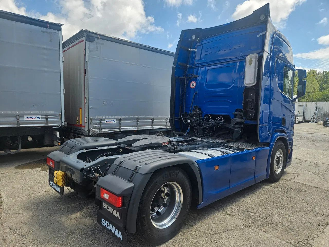 Scania R410 Standard - Full Spoiler - Retarder - Alloy - Tractor: foto 3 Scania R410 Standard - Full Spoiler - Retarder - Alloy - Tractor: foto 3
