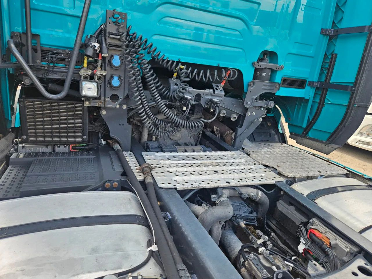 Tractor Scania R500 Standard-Turquoise-Standklima-Big NAVI-Hydr: foto 6
