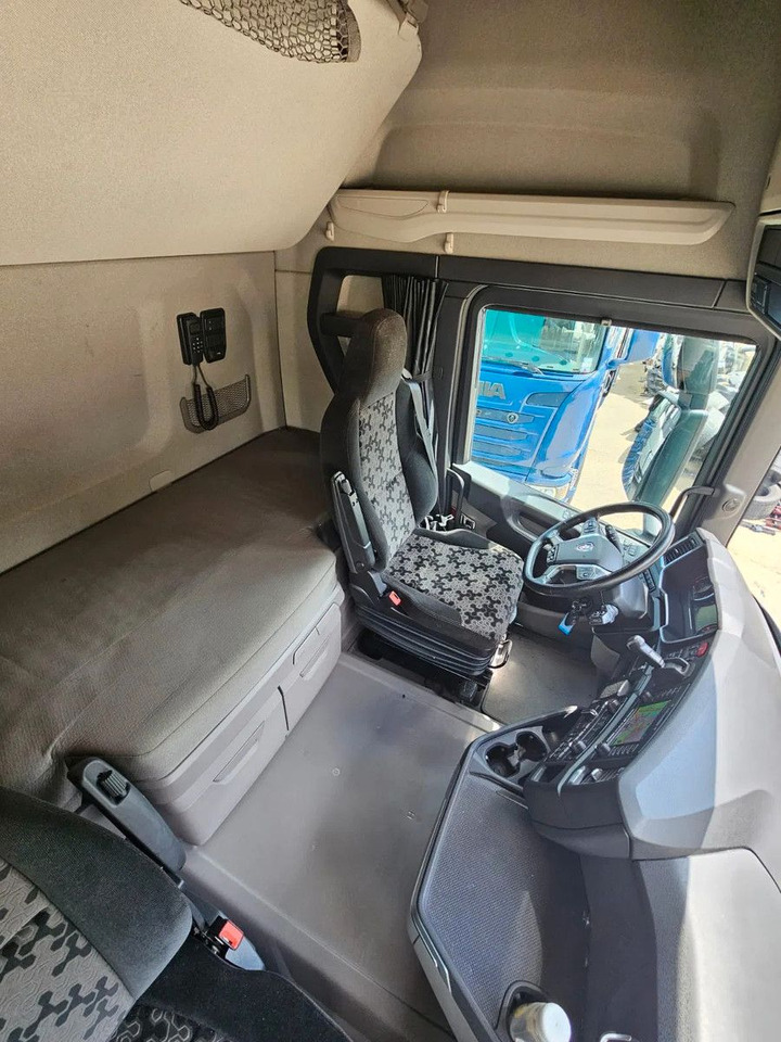 Tractor Scania R500 Standard-Turquoise-Standklima-Big NAVI-Hydr: foto 9
