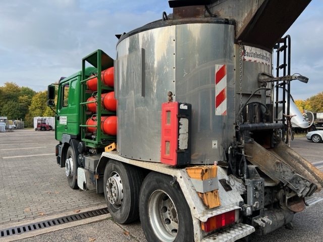 LKW MAN Asphaltkocher Bitumen Mastic mit Isolierung 26.414 - Máquina de asfalto: foto 2 LKW MAN Asphaltkocher Bitumen Mastic mit Isolierung 26.414 - Máquina de asfalto: foto 2