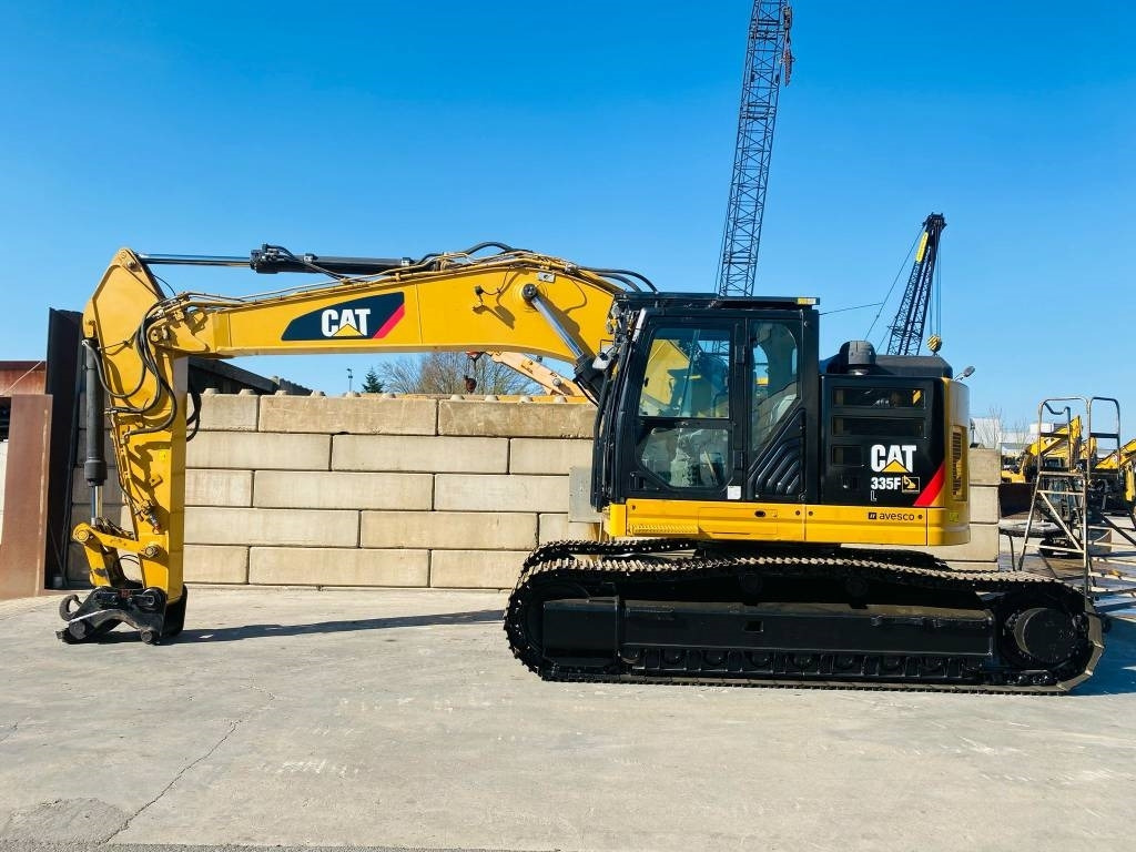 CAT 335 F L CR - Escavadora de rastos: foto 1 CAT 335 F L CR - Escavadora de rastos: foto 1