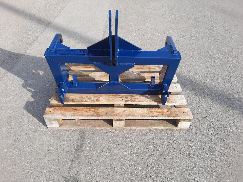 Adapter Liebherr Komatsu Cat Hoflader Radlader auf 3 Punkt Kat II - Acoplamento rápido: foto 1 Adapter Liebherr Komatsu Cat Hoflader Radlader auf 3 Punkt Kat II - Acoplamento rápido: foto 1