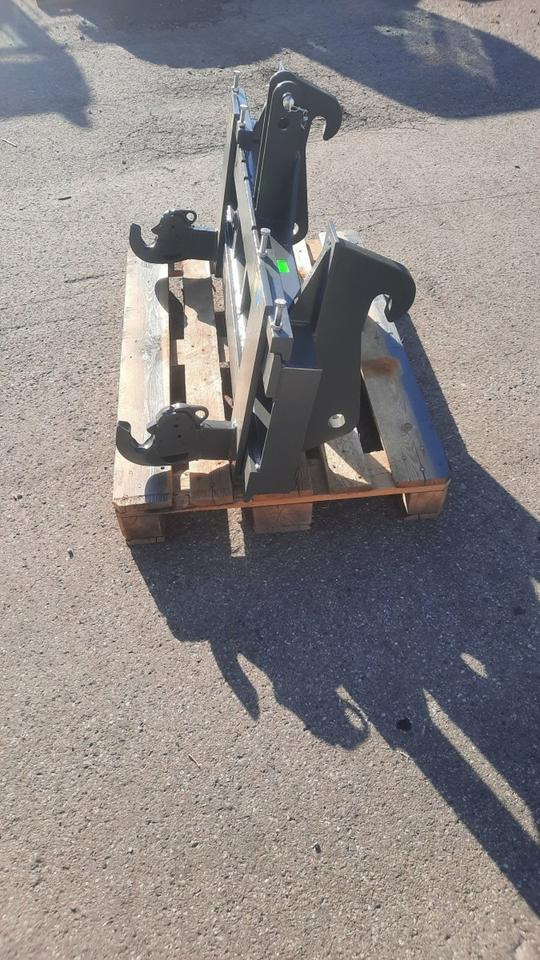 Adapter Liebherr Komatsu Hoflader Radlader auf 3 Punkt Kat II - Acoplamento rápido: foto 4 Adapter Liebherr Komatsu Hoflader Radlader auf 3 Punkt Kat II - Acoplamento rápido: foto 4