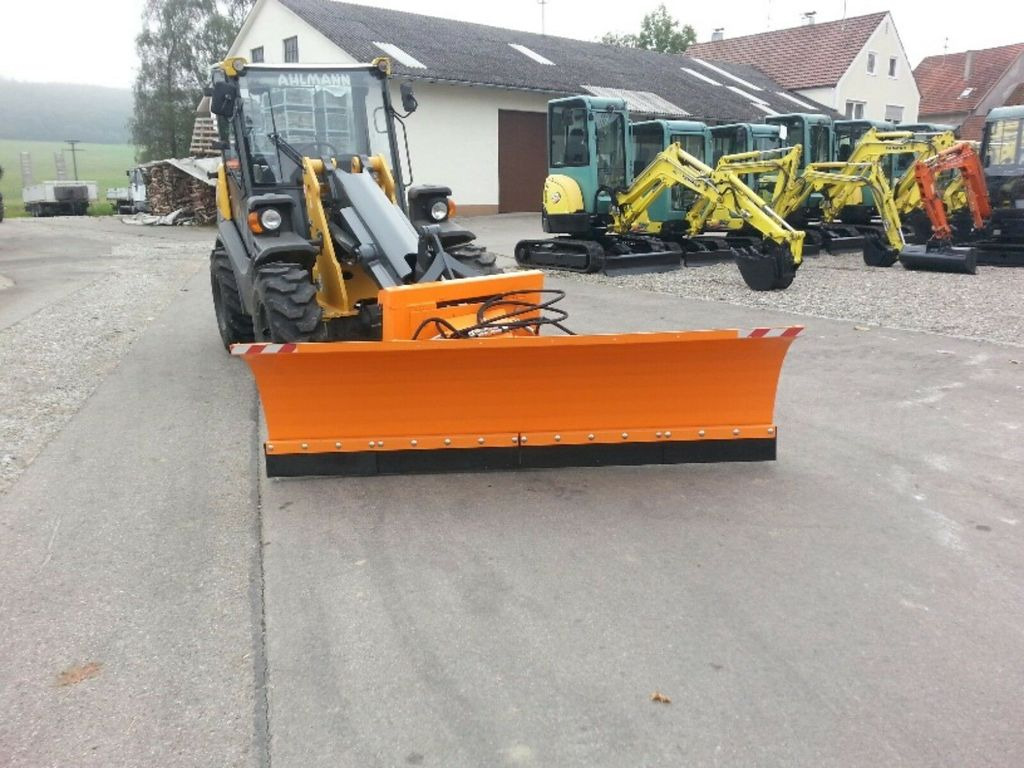 Kramer Schneeschild 2,6m 750, 5075, 850, 950, 1150 - Lâmina limpa-neves por Veículo municipal/ Especial: foto 1 Kramer Schneeschild 2,6m 750, 5075, 850, 950, 1150 - Lâmina limpa-neves por Veículo municipal/ Especial: foto 1