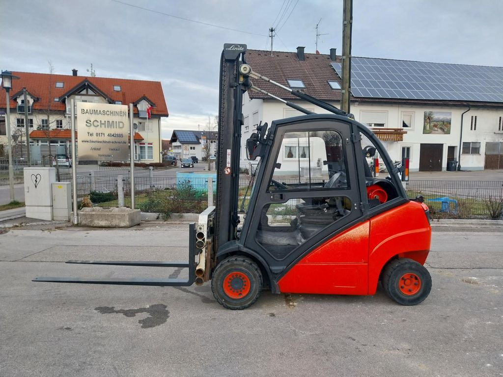 Linde H 25 T - Empilhadeira a diesel: foto 2 Linde H 25 T - Empilhadeira a diesel: foto 2