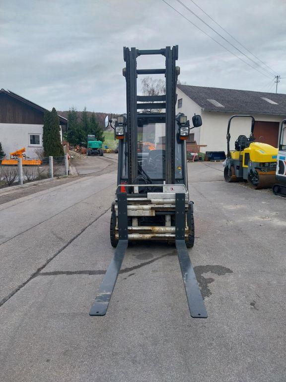 Linde H 25 T - Empilhadeira a diesel: foto 3 Linde H 25 T - Empilhadeira a diesel: foto 3