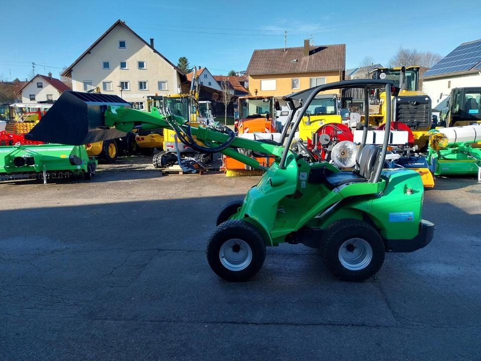 Radlader Avant 630 635 Hoflader Lader Schaufellader Teleskoplader - Carregadora articulada: foto 4 Radlader Avant 630 635 Hoflader Lader Schaufellader Teleskoplader - Carregadora articulada: foto 4