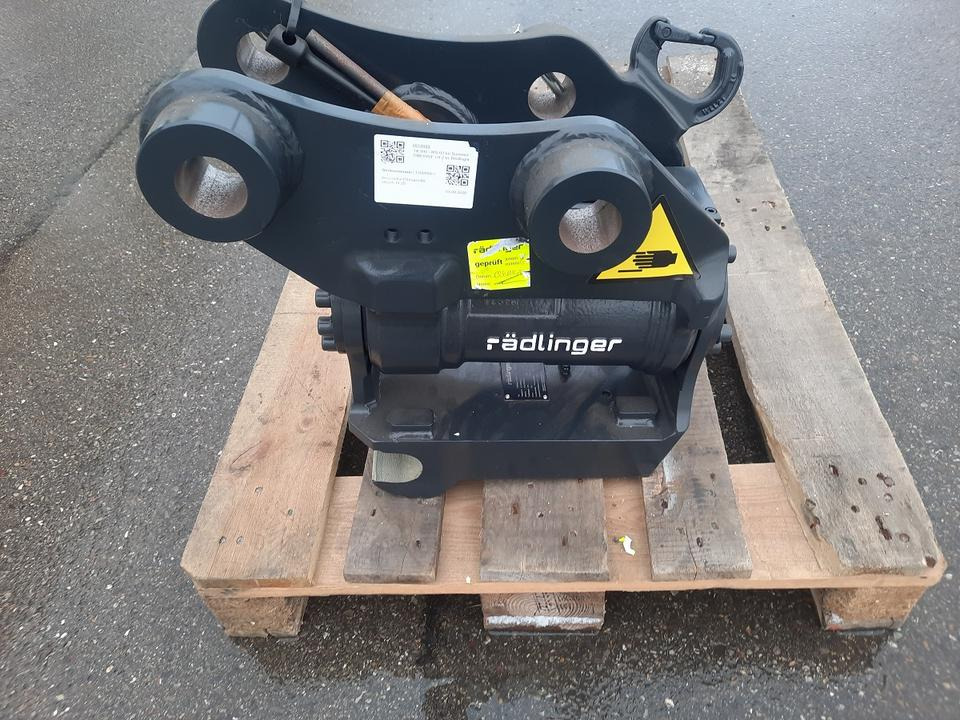 Rädlinger Tilt 3,5 -5 to Powertilt Minibagger Schwenkmotor Yanmar - Tiltrotator por Mini escavadeira: foto 1 Rädlinger Tilt 3,5 -5 to Powertilt Minibagger Schwenkmotor Yanmar - Tiltrotator por Mini escavadeira: foto 1