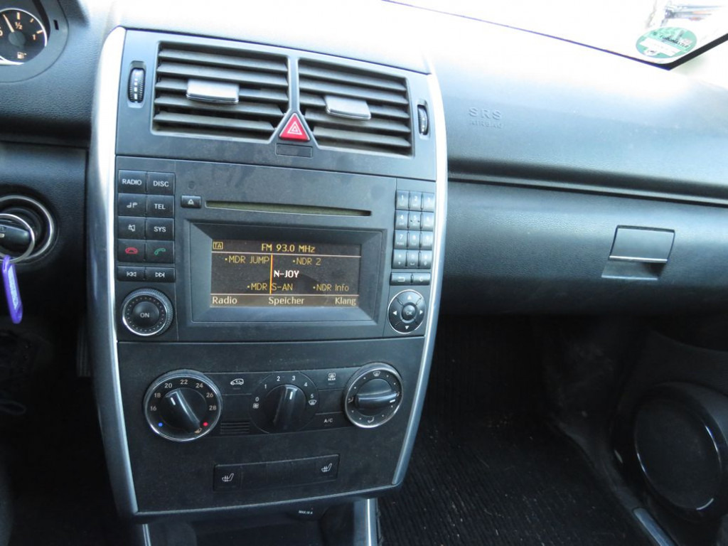 Camião MERCEDES-BENZ A-Klasse 200 Avantgarde PKW: foto 11 Camião MERCEDES-BENZ A-Klasse 200 Avantgarde PKW: foto 11