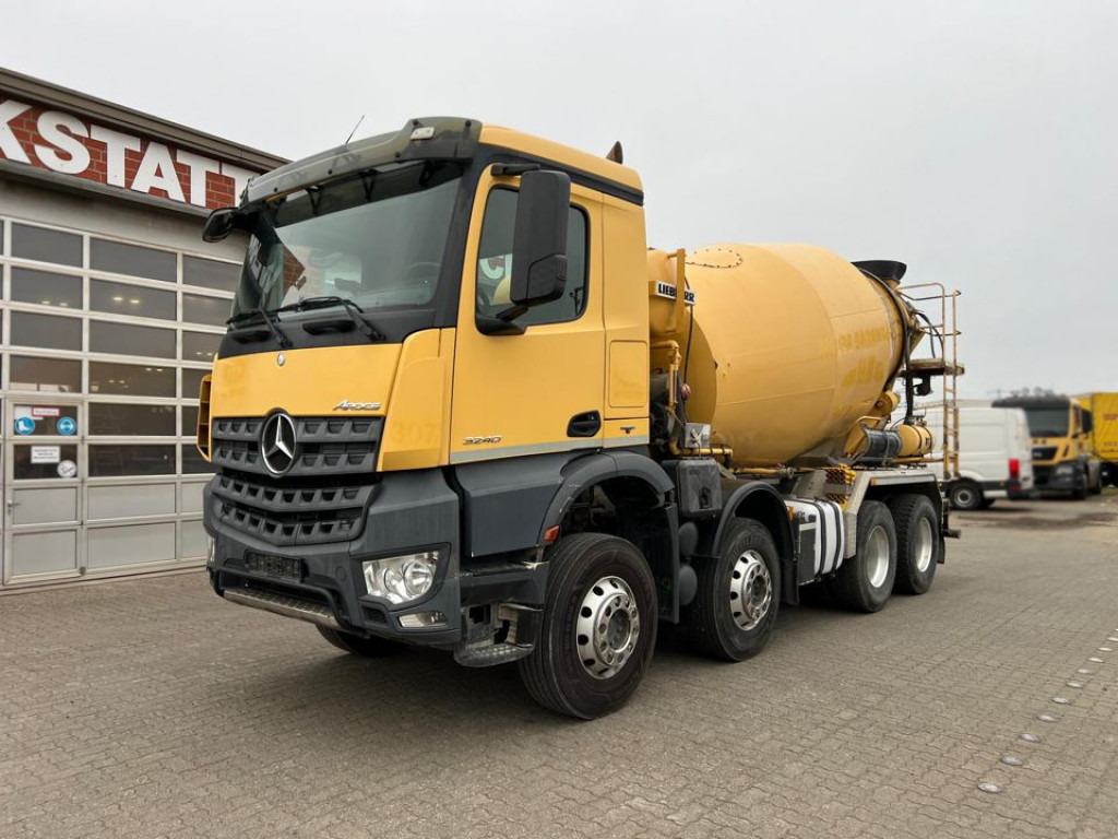 MERCEDES-BENZ Arocs 3240 B 8x4 Betonmischer Deutsch Top Liebherr - Camião: foto 1 MERCEDES-BENZ Arocs 3240 B 8x4 Betonmischer Deutsch Top Liebherr - Camião: foto 1