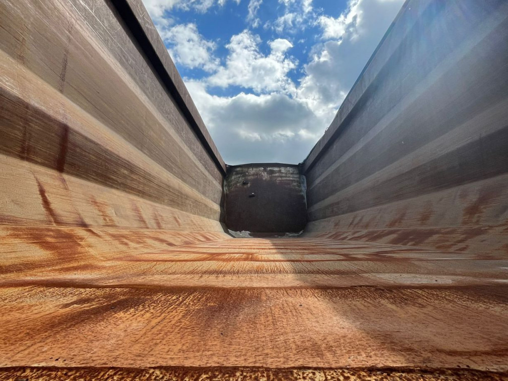 KEMPF Hinterkippmulde SKM 35 3 Kippauflieger 40m³ Stahl - Semi-reboque basculante: foto 5 KEMPF Hinterkippmulde SKM 35 3 Kippauflieger 40m³ Stahl - Semi-reboque basculante: foto 5