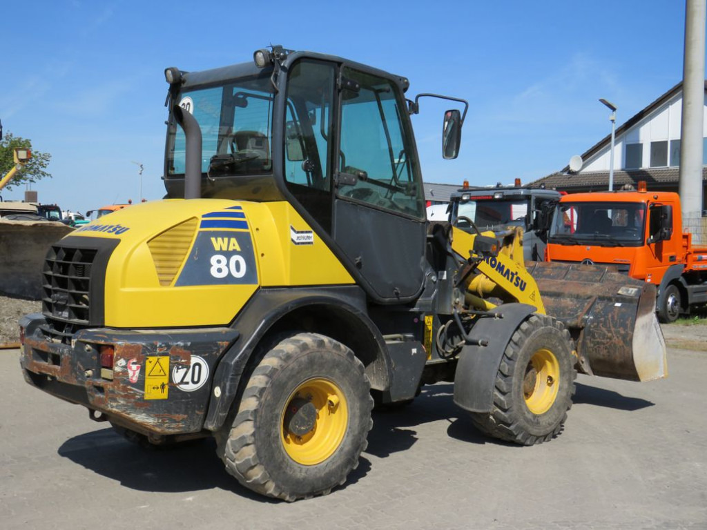 KOMATSU HANOMAG Radlader WA 80 - 6 Radlader - Pá carregadora de rodas: foto 4 KOMATSU HANOMAG Radlader WA 80 - 6 Radlader - Pá carregadora de rodas: foto 4