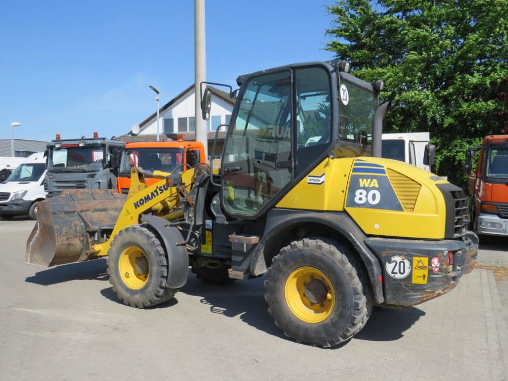 KOMATSU HANOMAG Radlader WA 80 - 6 Radlader - Pá carregadora de rodas: foto 3 KOMATSU HANOMAG Radlader WA 80 - 6 Radlader - Pá carregadora de rodas: foto 3