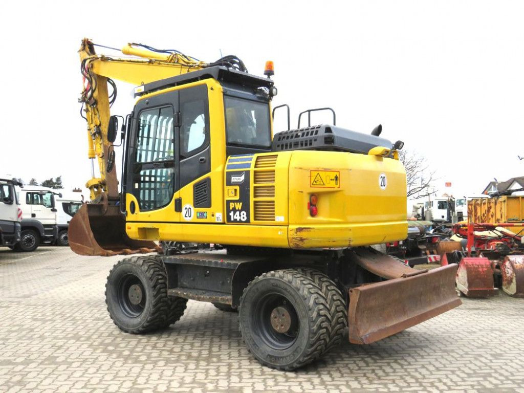 Komatsu Mobilbagger PW 148 - 8 Bagger 6.824h Deutsch top - Escavadeira de rodas: foto 4 Komatsu Mobilbagger PW 148 - 8 Bagger 6.824h Deutsch top - Escavadeira de rodas: foto 4