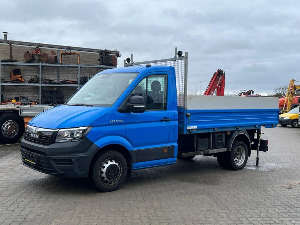 MAN TG-E 6.120 Pritsche Heckkran Funk - Carrinha de caixa aberta: foto 3 MAN TG-E 6.120 Pritsche Heckkran Funk - Carrinha de caixa aberta: foto 3