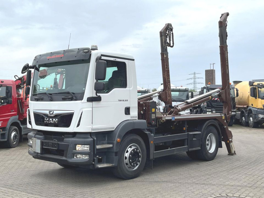 MAN TG-M 18.320 4x2 Absetzkipper Meiller, Funk - Camião multibenne: foto 1 MAN TG-M 18.320 4x2 Absetzkipper Meiller, Funk - Camião multibenne: foto 1