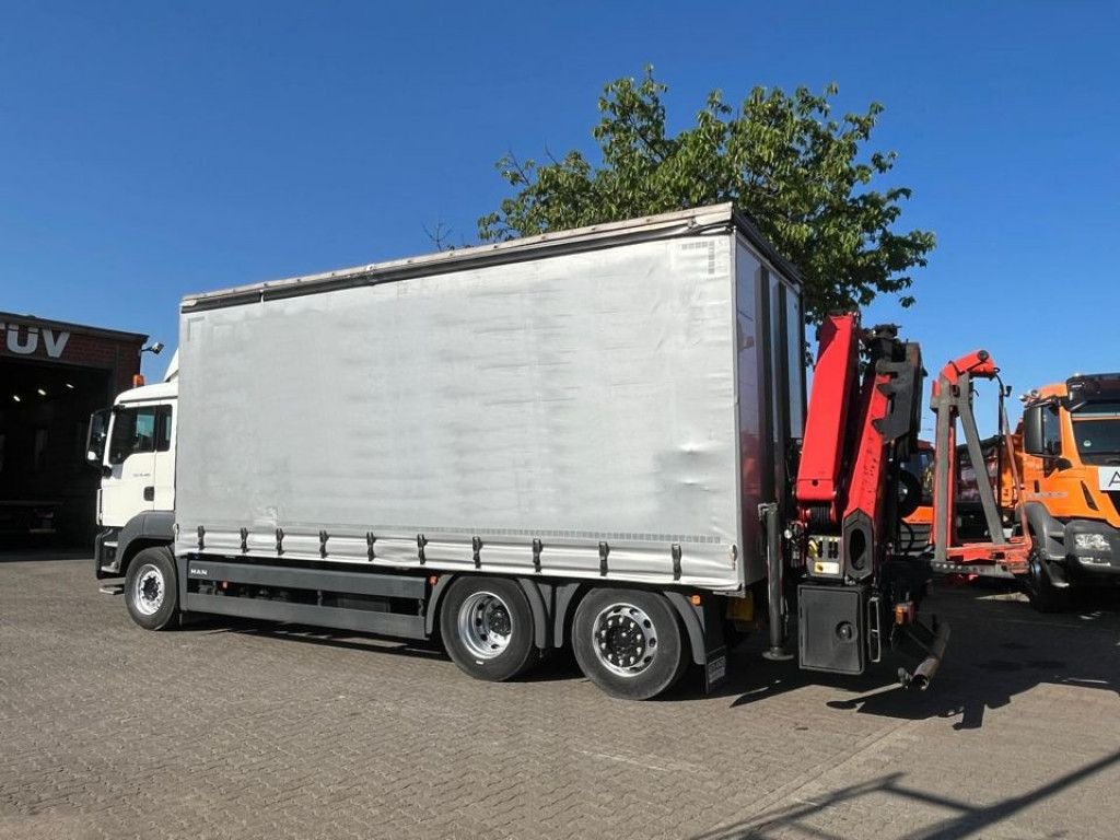 MAN TG-S 26.400 6x2-2 BL Pritsche Heckkran 5xhydr.Au - Camião grua: foto 3 MAN TG-S 26.400 6x2-2 BL Pritsche Heckkran 5xhydr.Au - Camião grua: foto 3