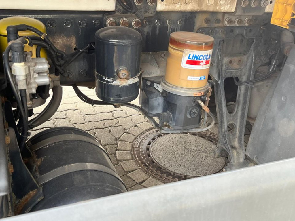 MAN TG-S 26.400 6x2 BL Absetzkipper Meiller Funk - Camião multibenne: foto 5 MAN TG-S 26.400 6x2 BL Absetzkipper Meiller Funk - Camião multibenne: foto 5