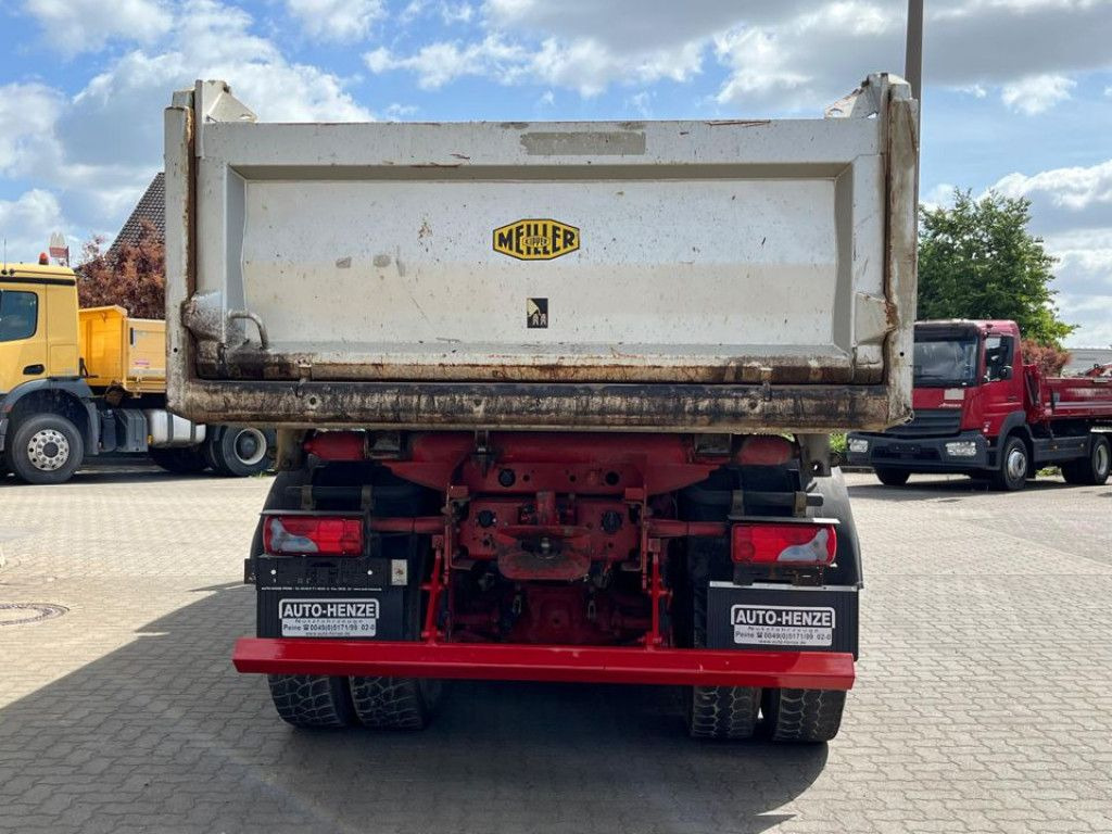 MAN TG-S 26.440 6x4 BB 3-Achs Kipper MeillerSchalter MAN TG-S 26.440 6x4 BB 3-Achs Kipper MeillerSchalter - Camião basculante: foto 4 MAN TG-S 26.440 6x4 BB 3-Achs Kipper MeillerSchalter MAN TG-S 26.440 6x4 BB 3-Achs Kipper MeillerSchalter - Camião basculante: foto 4