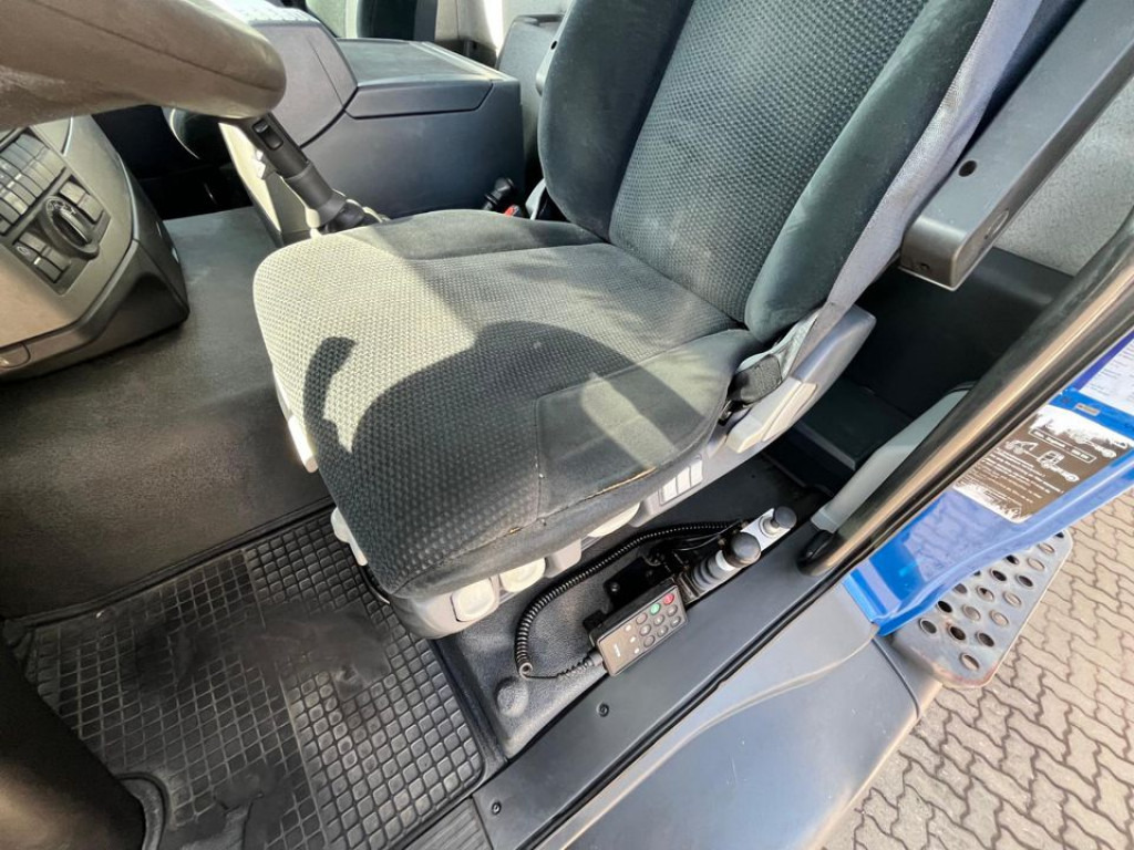 MAN TG-S 26.440 6x6 3-Achs Allradkipper Bordmatik Schalter - Camião basculante: foto 2 MAN TG-S 26.440 6x6 3-Achs Allradkipper Bordmatik Schalter - Camião basculante: foto 2