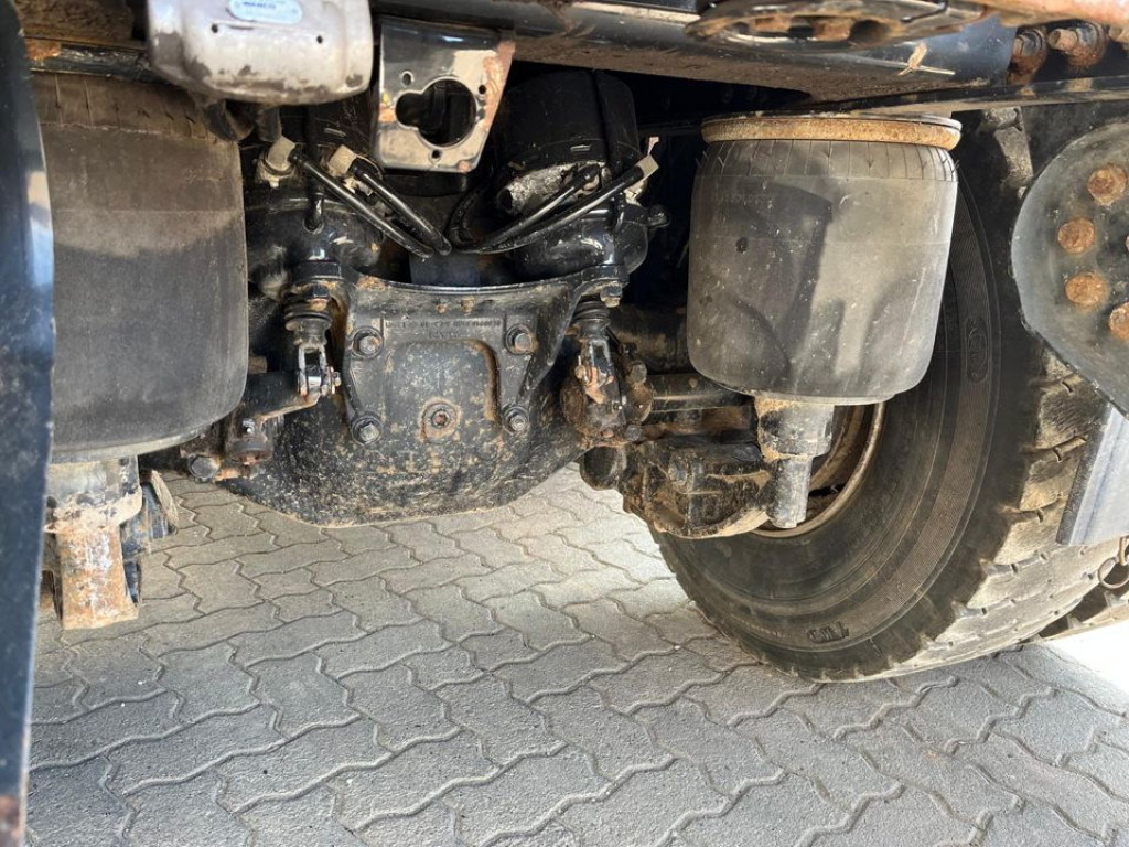 MAN TG-S 26.440 6x6 3-Achs Allradkipper Bordmatik Schalter - Camião basculante: foto 4 MAN TG-S 26.440 6x6 3-Achs Allradkipper Bordmatik Schalter - Camião basculante: foto 4