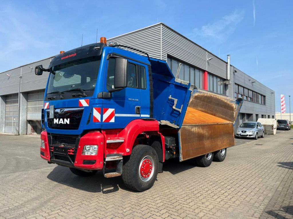 MAN TG-S 26.500 6x6 BB 3-Achs Allradkipper Bordmatik - Camião basculante: foto 1 MAN TG-S 26.500 6x6 BB 3-Achs Allradkipper Bordmatik - Camião basculante: foto 1