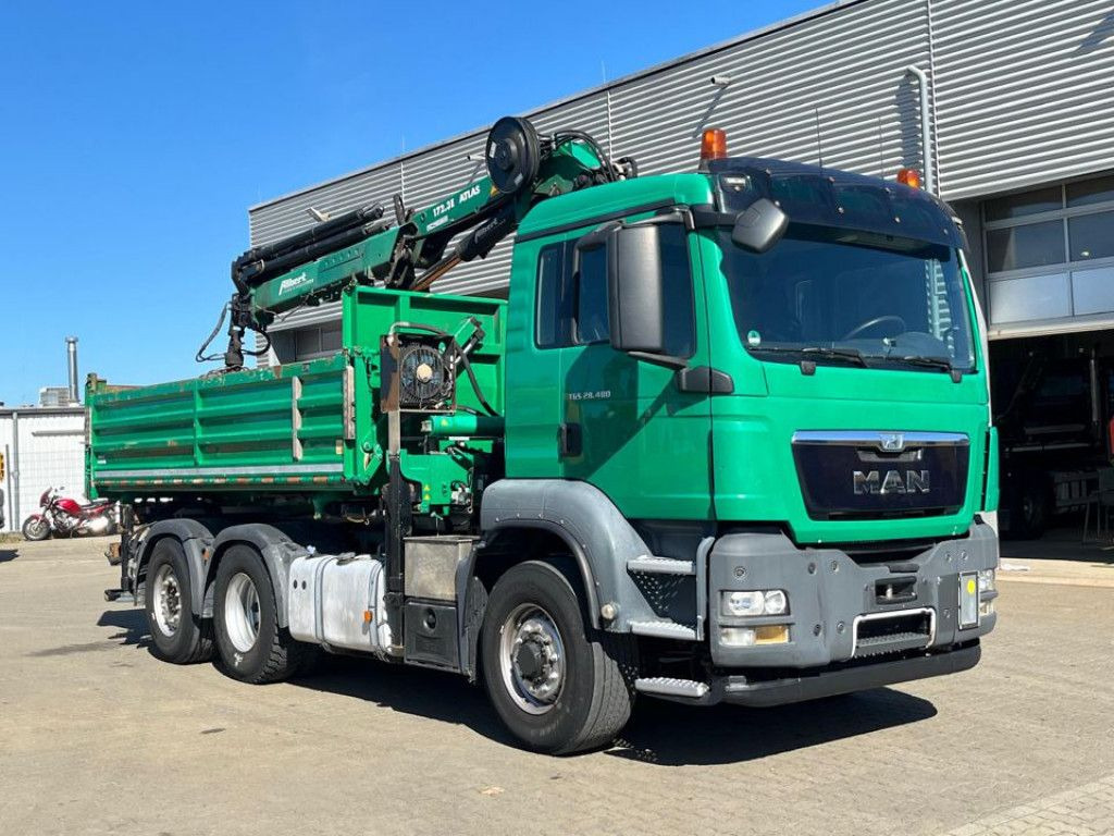 MAN TG-S 28.480 6x4H-4 BL 3-Achs Kipper Kran Funk Li - Camião grua: foto 2 MAN TG-S 28.480 6x4H-4 BL 3-Achs Kipper Kran Funk Li - Camião grua: foto 2
