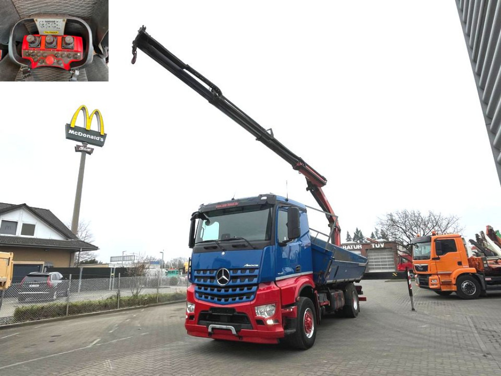 MERCEDES-BENZ Arocs 1845 4x4 HAD 2-Achs Allradkipper Heckkran Funk - Camião basculante, Camião grua: foto 1 MERCEDES-BENZ Arocs 1845 4x4 HAD 2-Achs Allradkipper Heckkran Funk - Camião basculante, Camião grua: foto 1