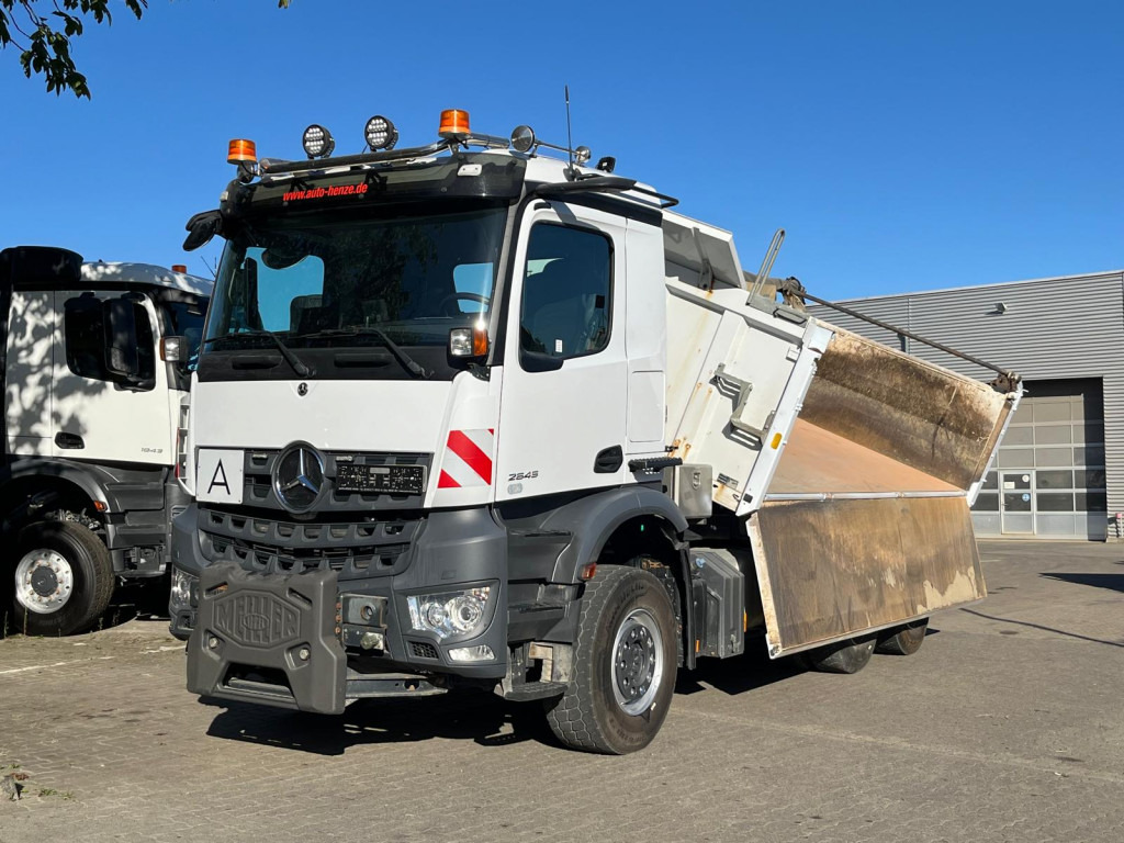 MERCEDES-BENZ Arocs 2645 K 6x4 3-Achs Kipper gr. Meiller Bordmatik 2 Stempel - Camião basculante: foto 1 MERCEDES-BENZ Arocs 2645 K 6x4 3-Achs Kipper gr. Meiller Bordmatik 2 Stempel - Camião basculante: foto 1
