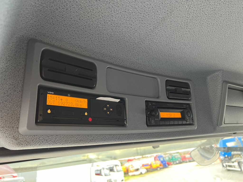 Camião de lona MERCEDES-BENZ Atego 1224 L Pritsche LBW LBW 1.5 to: foto 8 Camião de lona MERCEDES-BENZ Atego 1224 L Pritsche LBW LBW 1.5 to: foto 8