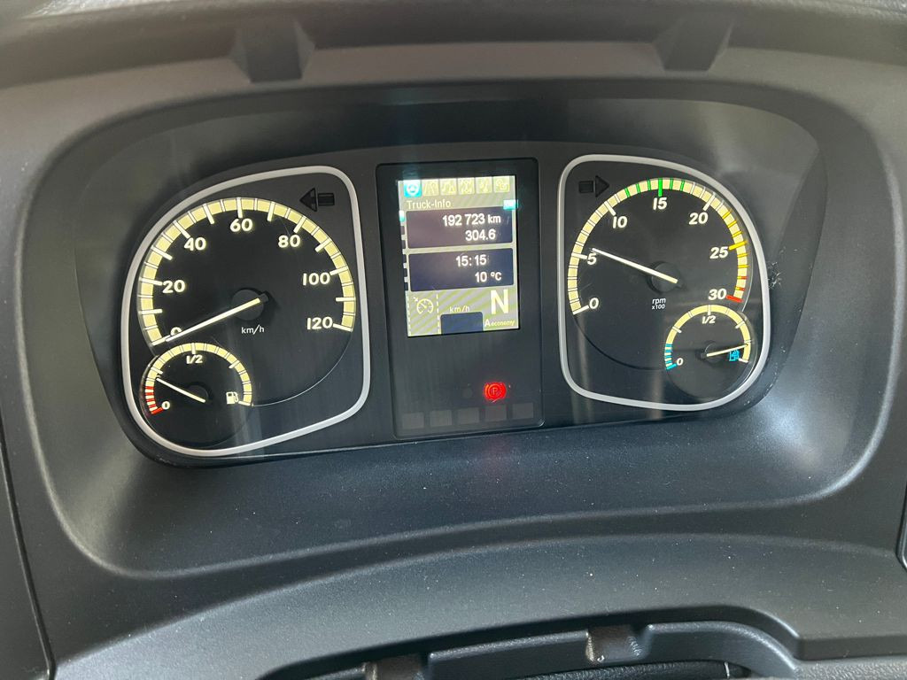 Camião de lona MERCEDES-BENZ Atego 1224 L Pritsche LBW LBW 1.5 to: foto 7 Camião de lona MERCEDES-BENZ Atego 1224 L Pritsche LBW LBW 1.5 to: foto 7