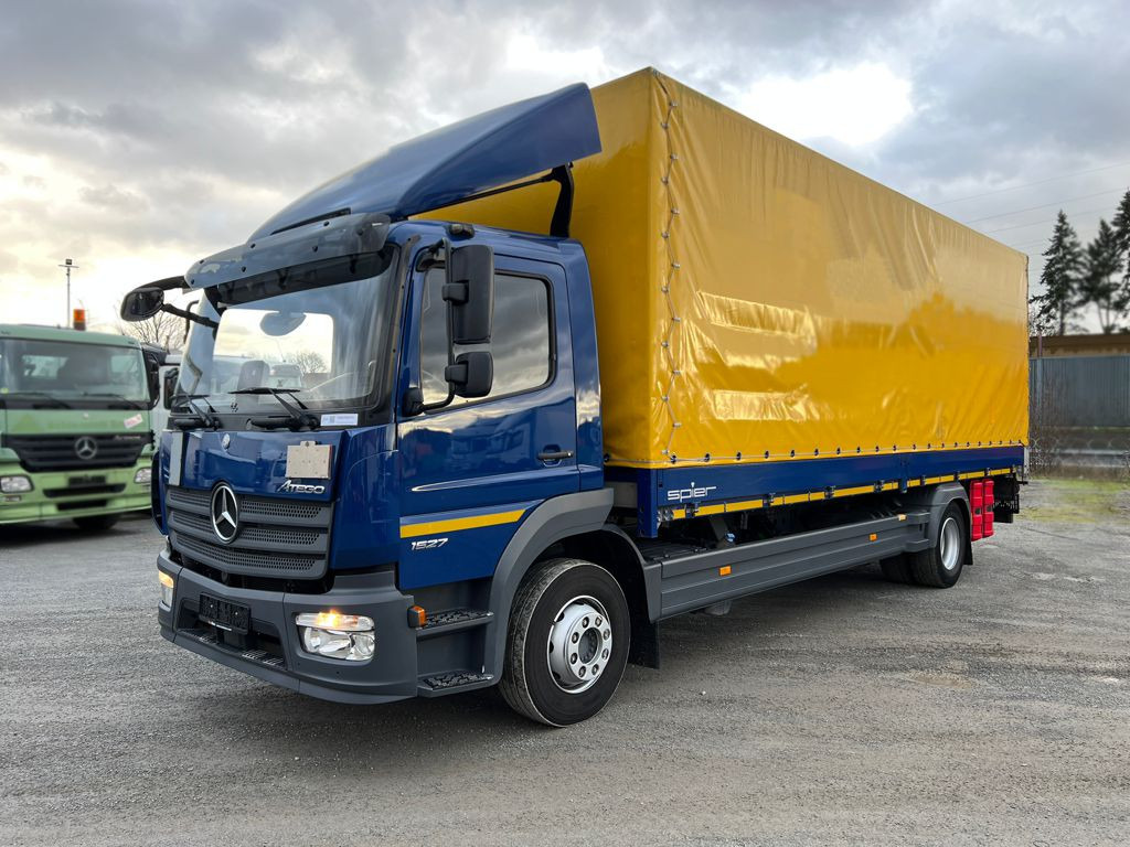 MERCEDES-BENZ Atego 1527 L Pritsche LBW LBW 1.5 to - Camião de lona: foto 1 MERCEDES-BENZ Atego 1527 L Pritsche LBW LBW 1.5 to - Camião de lona: foto 1