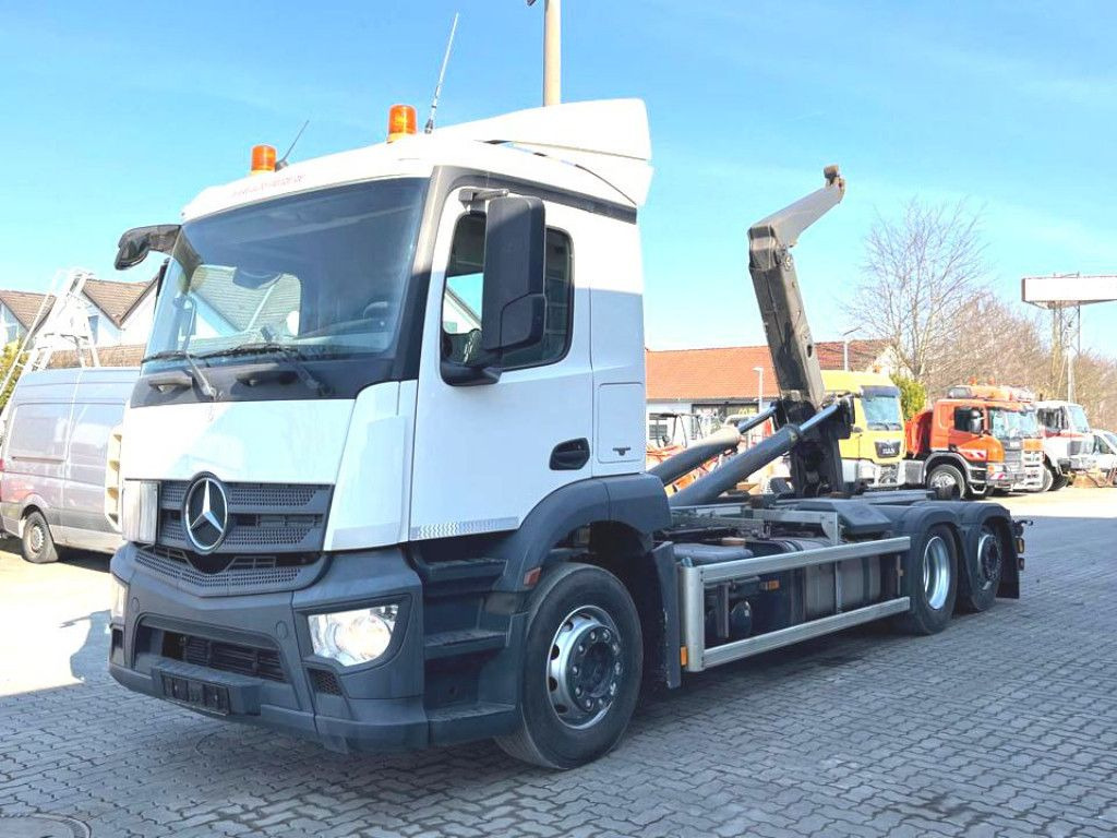 Mercedes-Benz Actros 2543 L 6x2 Abrollkipper MeillerLenk/Lift - Camião polibenne: foto 1 Mercedes-Benz Actros 2543 L 6x2 Abrollkipper MeillerLenk/Lift - Camião polibenne: foto 1