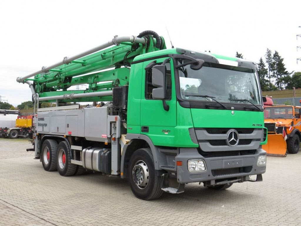 Mercedes-Benz Actros 2641 6x4 Betonpumpe Schwing S 36 X nur 2 - Autobomba de betão: foto 2 Mercedes-Benz Actros 2641 6x4 Betonpumpe Schwing S 36 X nur 2 - Autobomba de betão: foto 2