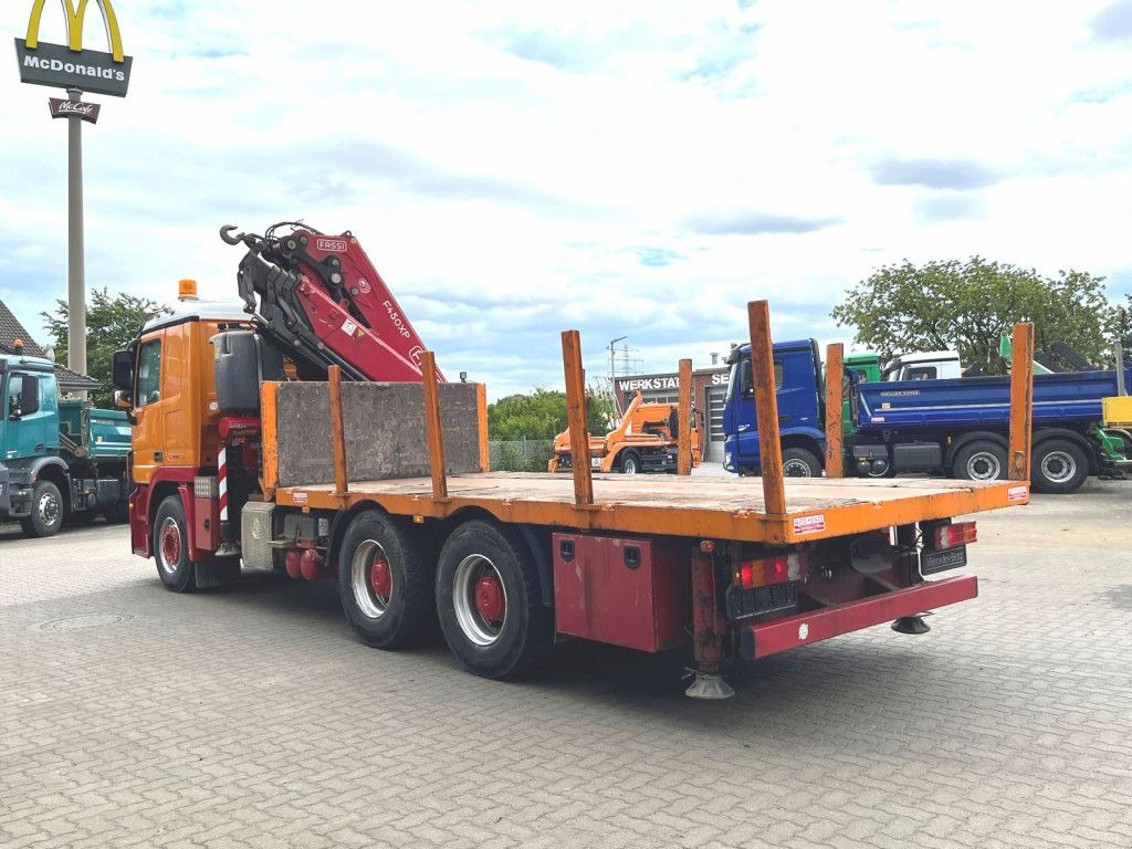 Mercedes-Benz Actros 2646 L 6x4 Pritsche Kran Fassi 450 45m/t Mercedes-Benz Actros 2646 L 6x4 Pritsche Kran Fassi 450 45m/t - Camião grua, Camião de caixa aberta/ Plataforma: foto 4 Mercedes-Benz Actros 2646 L 6x4 Pritsche Kran Fassi 450 45m/t Mercedes-Benz Actros 2646 L 6x4 Pritsche Kran Fassi 450 45m/t - Camião grua, Camião de caixa aberta/ Plataforma: foto 4