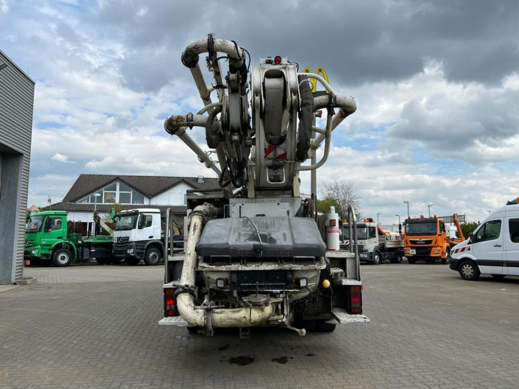 Leasing de Mercedes-Benz Actros 3241 B 8x4  Betonpumpe Putzmeister 42m  Mercedes-Benz Actros 3241 B 8x4  Betonpumpe Putzmeister 42m: foto 8