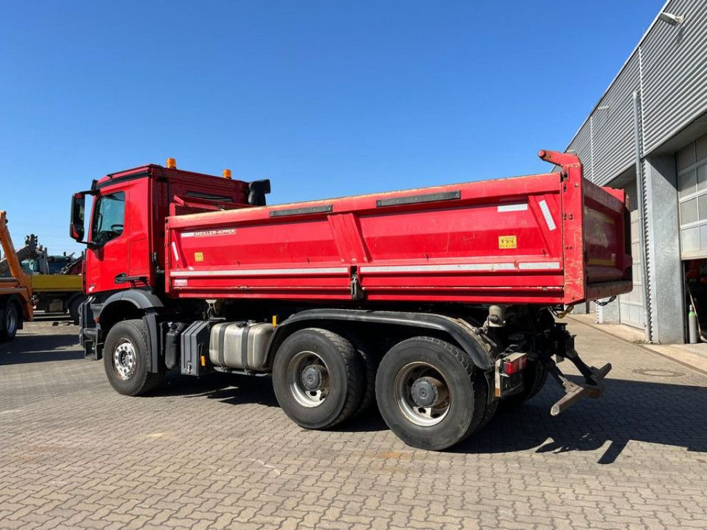 Mercedes-Benz Arocs 2648 6x4 3-Achs Kipper Bordmatik - Camião basculante: foto 4 Mercedes-Benz Arocs 2648 6x4 3-Achs Kipper Bordmatik - Camião basculante: foto 4