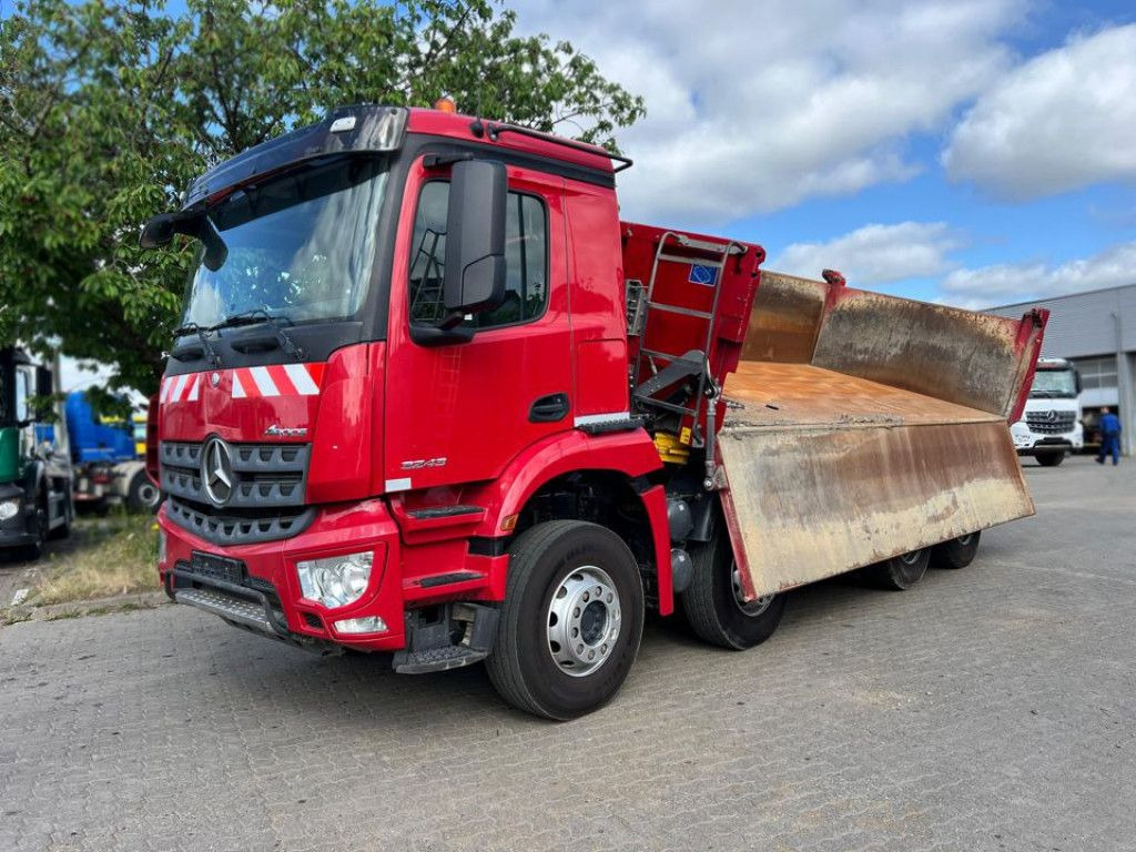 Mercedes-Benz Arocs 3243 8x4 4-Achs Kipper Bordmatik - Camião basculante: foto 1 Mercedes-Benz Arocs 3243 8x4 4-Achs Kipper Bordmatik - Camião basculante: foto 1