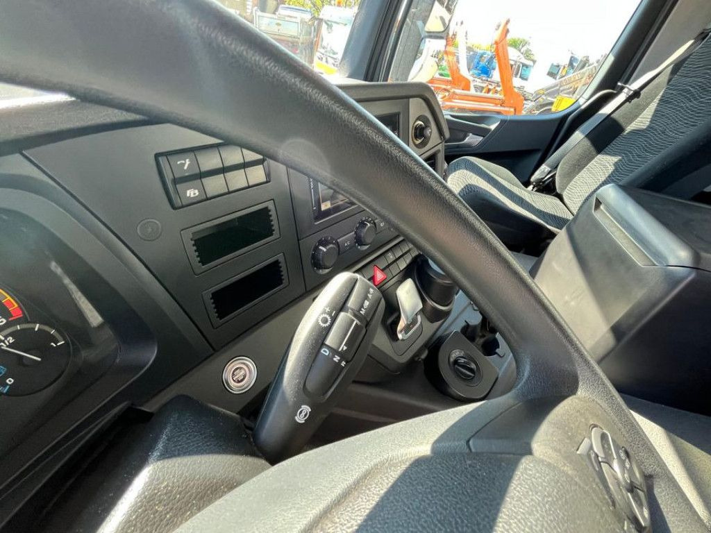Leasing de  Mercedes-Benz Arocs 4153 8x6 4 Achs Muldenkipper Meiller Mercedes-Benz Arocs 4153 8x6 4 Achs Muldenkipper Meiller: foto 7