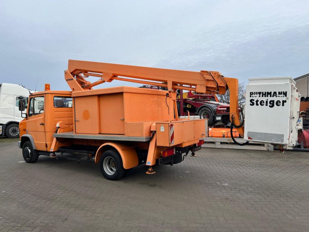 Mercedes-Benz Vario 612 D Hubarbeitsbühne Arbeitshöhe 18m - Caminhão com plataforma aérea, Veículo comercial: foto 3 Mercedes-Benz Vario 612 D Hubarbeitsbühne Arbeitshöhe 18m - Caminhão com plataforma aérea, Veículo comercial: foto 3