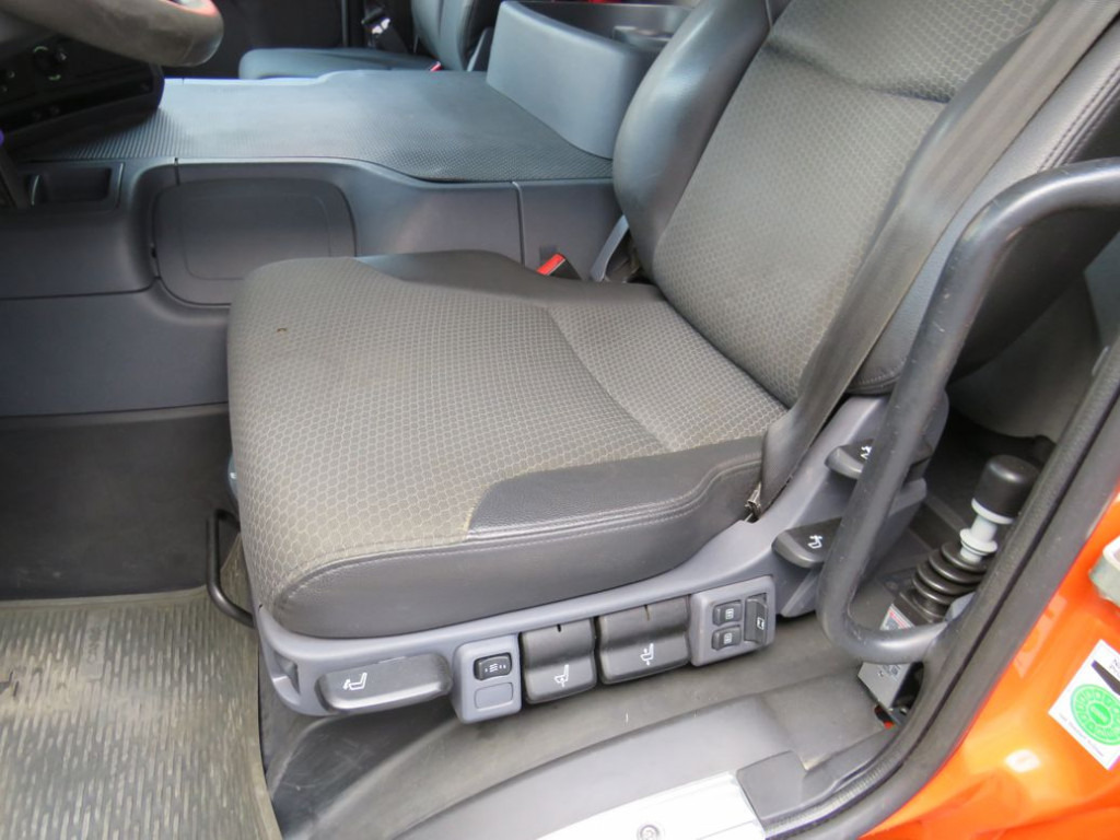 SCANIA (S) P 410 4x2 2-Achs Kipper Meiller Bordmatik - Camião basculante: foto 2 SCANIA (S) P 410 4x2 2-Achs Kipper Meiller Bordmatik - Camião basculante: foto 2