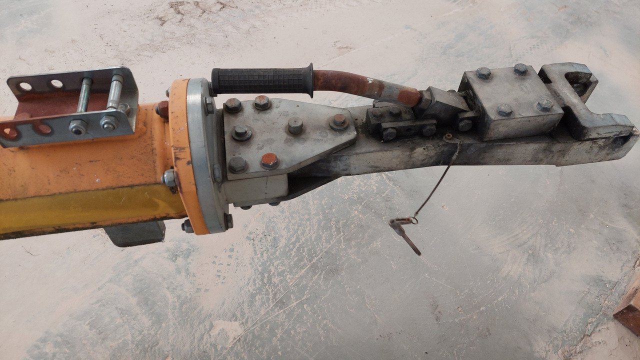 Towbar J-TOW170 JMS - Equipamento aeroportuário: foto 5 Towbar J-TOW170 JMS - Equipamento aeroportuário: foto 5