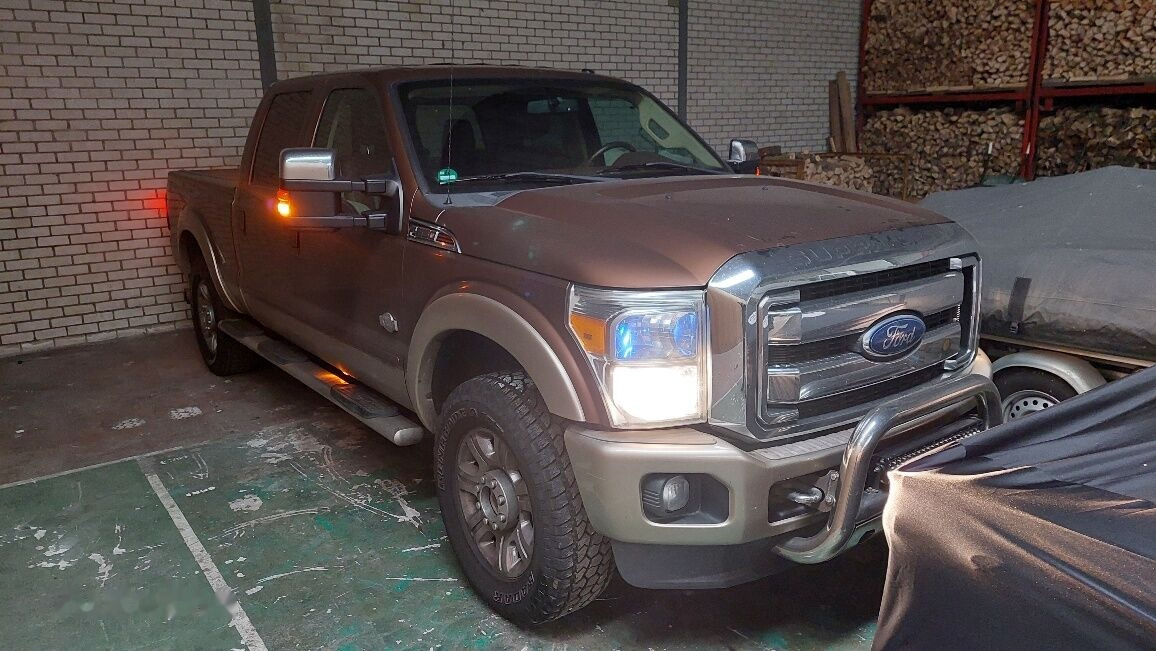 Ford F250 - Pick-up: foto 1 Ford F250 - Pick-up: foto 1
