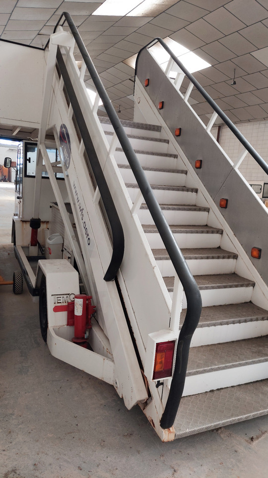 Escada de passageiros TG-2244 TEMG Passenger stairs: foto 8