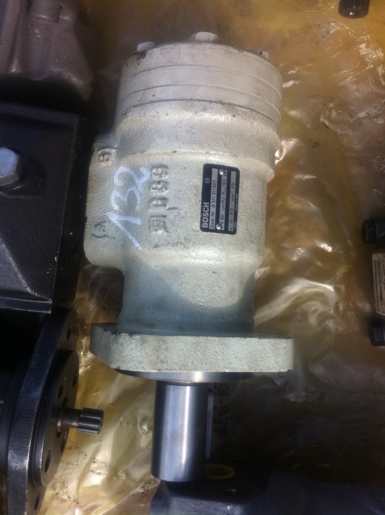 BOSCH B511911607 - Motor hidráulico por Máquina de construção: foto 1 BOSCH B511911607 - Motor hidráulico por Máquina de construção: foto 1